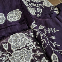 Load image into Gallery viewer, Suma(L) Purple Pearl Embroidery Straight Cut Kurta Set TP