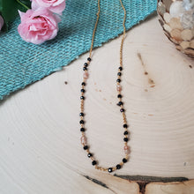 Load image into Gallery viewer, Simple Black Bead Chain