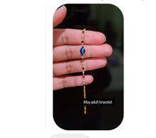 Load image into Gallery viewer, Lucky