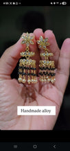 Load image into Gallery viewer, Mouni