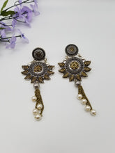 Load image into Gallery viewer, Indo Western Chand Earring With 2 Tone Plating