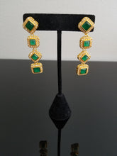 Load image into Gallery viewer, Antique Classic Earring With Gold Plating