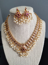 Load image into Gallery viewer, South indian style guttapusalu necklace set with kemp stones