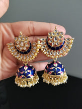 Load image into Gallery viewer, Indo Western Jhumkis With Gold Plating H25