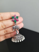 Load image into Gallery viewer, Indo Western Jhumkis With Oxidised Plating