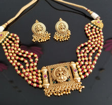 Load image into Gallery viewer, Antique Choker Necklace With Gold Plating