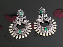 Load image into Gallery viewer, Indo Western Chand Earring With Oxidised Plating horserg