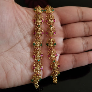 Traditional South Indian Matte Finish Ear Chains 16117