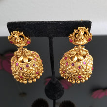 Load image into Gallery viewer, Antique Temple Earring With Matte Gold Plating