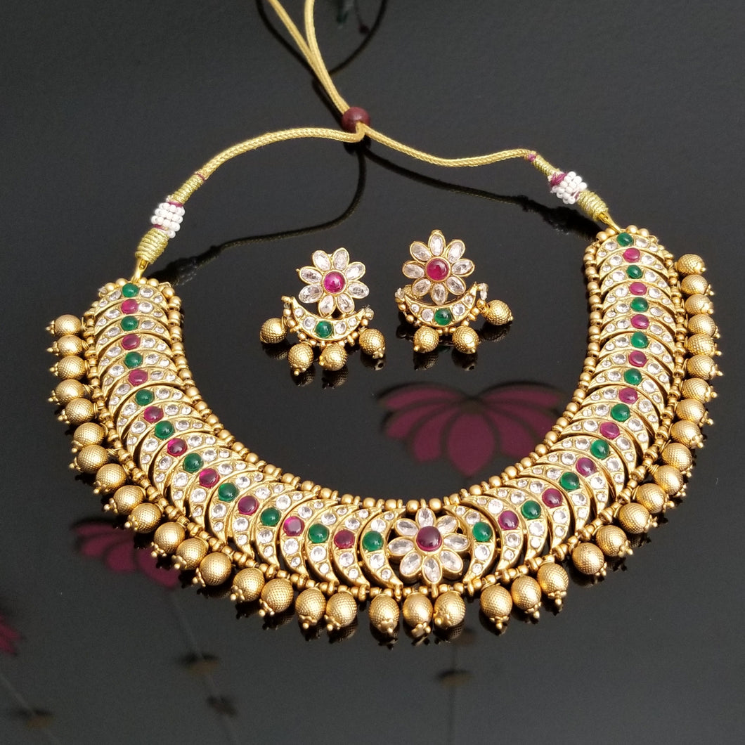 Traditional South Indian Necklace Set With Gold Finish FL27