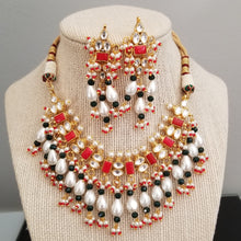 Load image into Gallery viewer, Ahemdabadi Kundan Hard Gold Plated Necklace Set BT26
