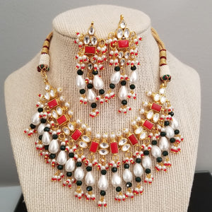 Ahemdabadi Kundan Hard Gold Plated Necklace Set BT26