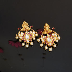 Kundan Temple Earring With Matte Gold Plating JT27