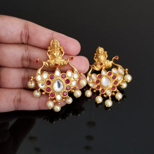 Kundan Temple Earring With Matte Gold Plating JT27