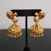 Load image into Gallery viewer, Antique Temple Earring With Matte Gold Plating DT12