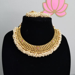 Antique Classic Necklace With Gold Plating FL24
