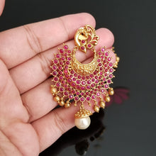 Load image into Gallery viewer, Antique Peacock Earring With Matte Gold Plating FL32