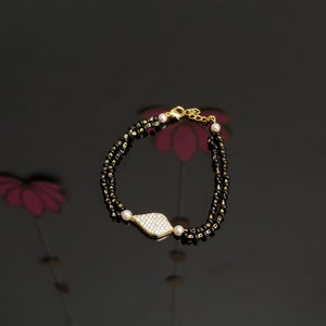 Cz Delicate Bracelet With Gold Plating 1030