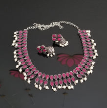 Load image into Gallery viewer, Indo Western Delicate Necklace With Oxidised Plating 1685