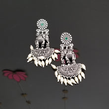 Load image into Gallery viewer, Reserved For Likhitha Palavali Indo Western Trendy Earring With Oxidised Plating AG12
