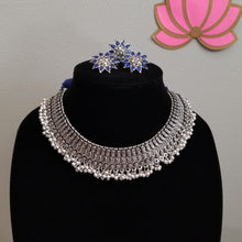 Load image into Gallery viewer, Reserved For Shravani Janu German Silver Thread Necklace Set