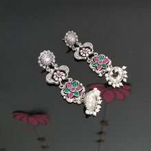 Load image into Gallery viewer, Indo Western Trendy Earring With Oxidised Plating 102520