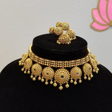 Load image into Gallery viewer, Antique Dull Gold Finish Choker Set