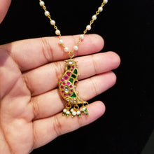 Load image into Gallery viewer, Pearl Chain With Kundan Pendant