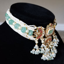Load image into Gallery viewer, Pachi Kundan Choker Set With Gold Plating