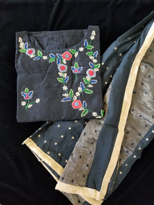 NY 4 Black - Gold Thread Work Kurti Set