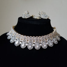 Load image into Gallery viewer, Sindhiya Cz Choker Necklace With Gold Plating GL50 Gold