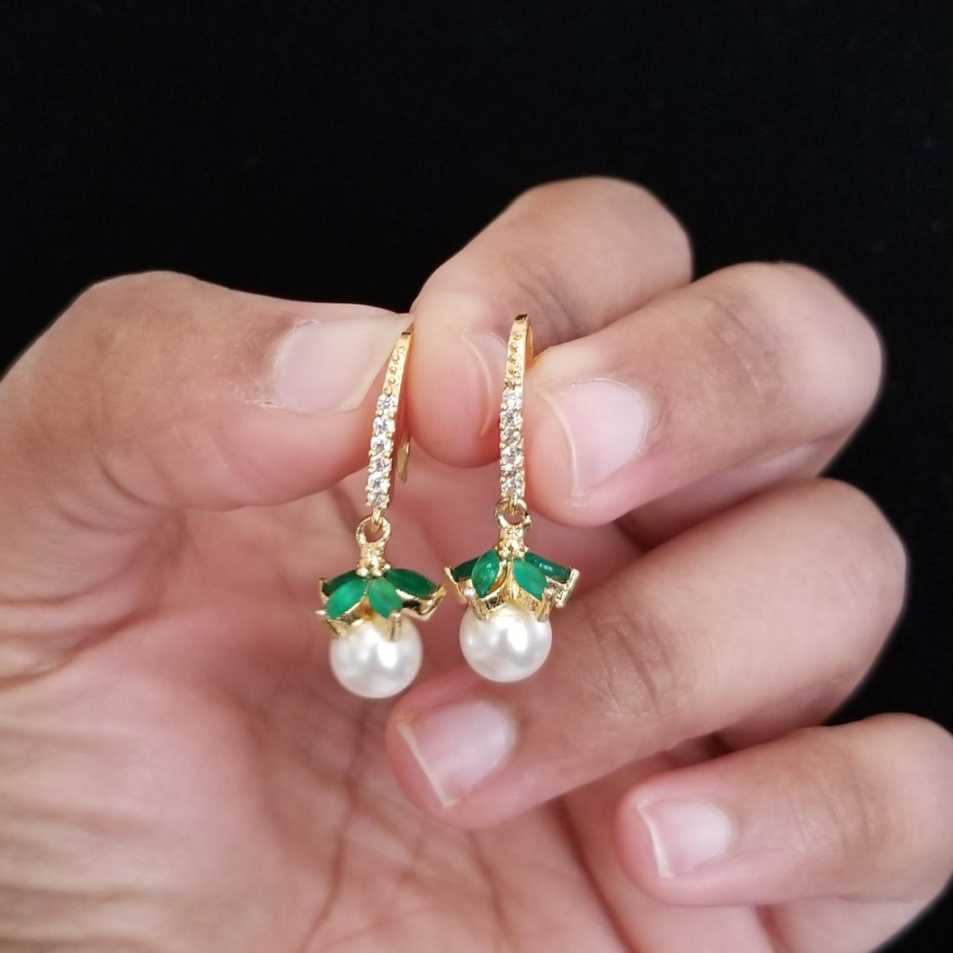 CZ Short Earring With Gold Plating HL15 Green