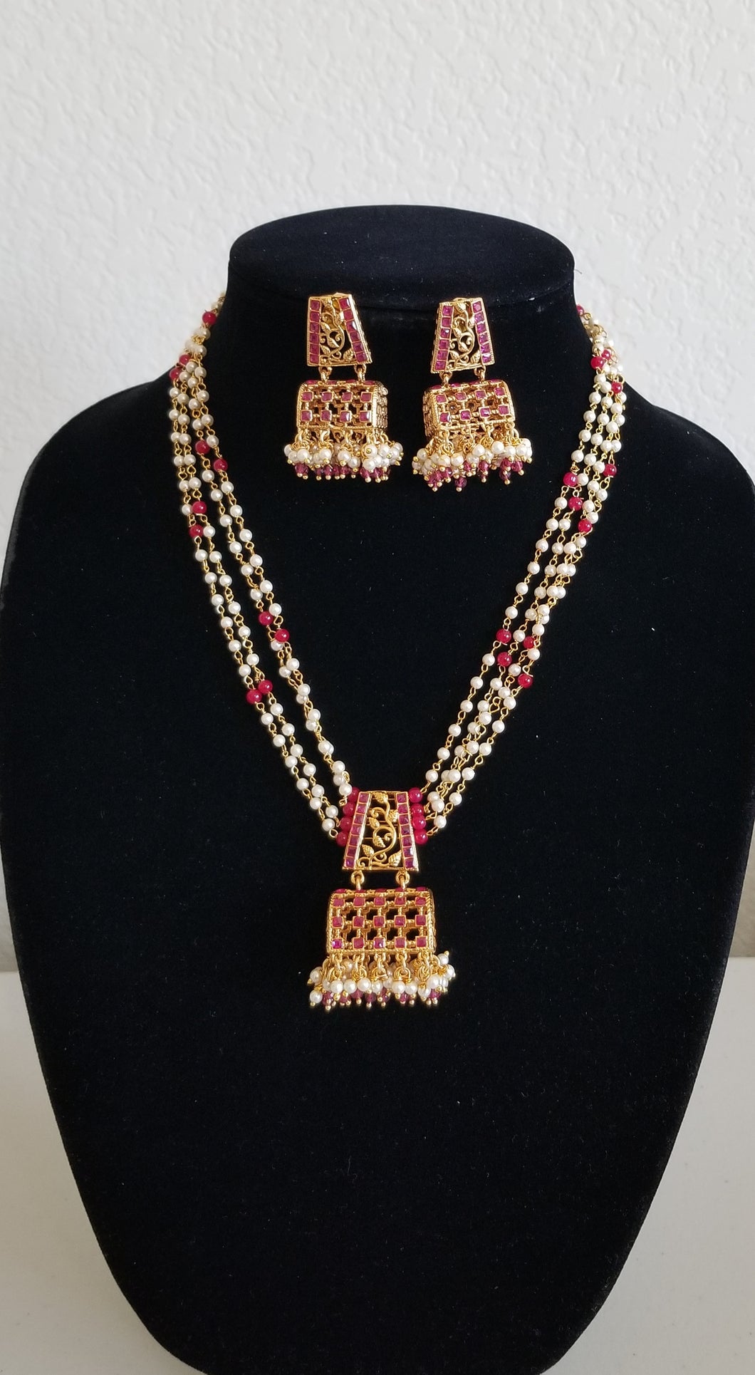 Antique Mala Pendant Set With Gold Plating Ruby SR47