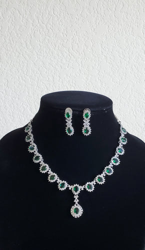 Cz Classic Necklace With Rhodium Plating GR17 Green