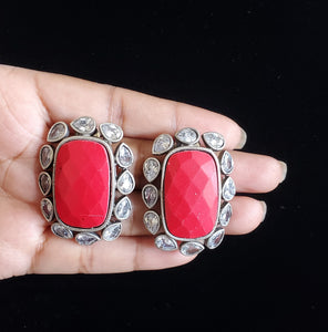 Monalisa Stone Earring With Oxidised Plating Red