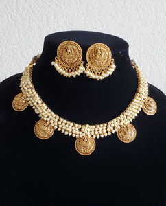 Antique Temple Necklace With Gold Plating GR12 White