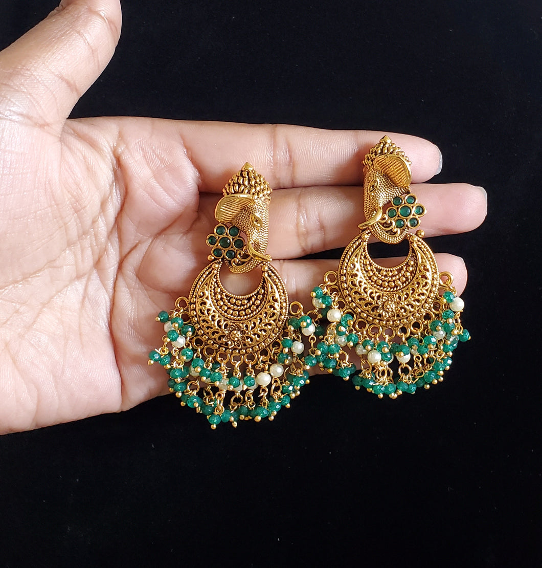 Antique Temple Earring With Gold Plating Green H30