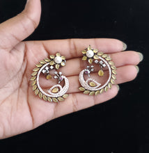 Load image into Gallery viewer, Cz Peacock Earring With Black Rose Plating