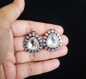 Kundan Studs With Black Plating Box2