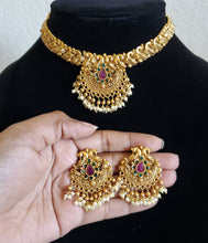 Load image into Gallery viewer, Antique South Indian Necklace With Matte Gold Plating