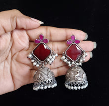 Load image into Gallery viewer, Jhumki With Oxidised Plating