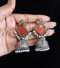 Load image into Gallery viewer, Jhumki With Oxidised Plating