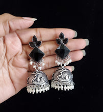 Load image into Gallery viewer, Jhumki With Oxidised Plating