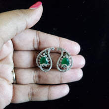 Load image into Gallery viewer, Cz Tops With Rhodium Plating