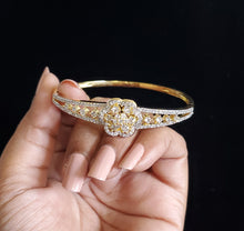 Load image into Gallery viewer, American Diamond Classic Kada