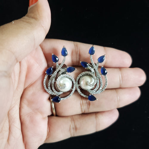 Cubic Zirconia Pearl Earring With Gold Plating Blue